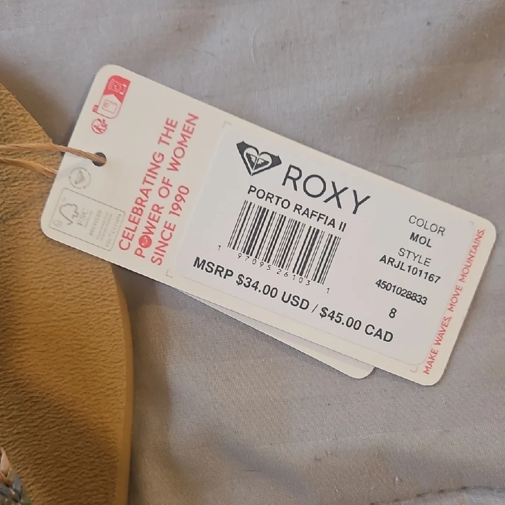 NEW Roxy Flip Flops - Picture 3 of 4